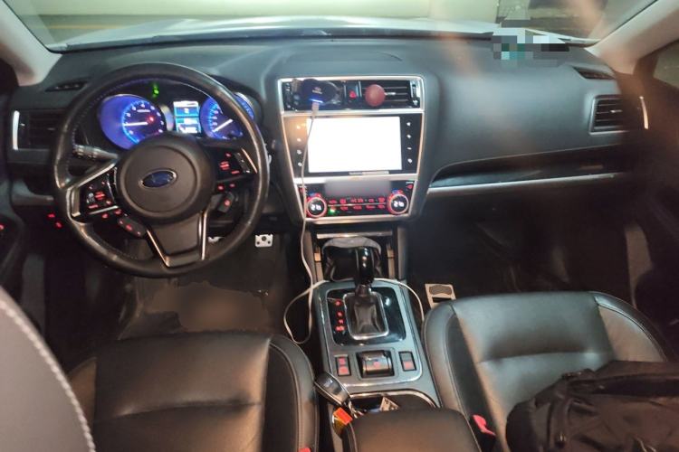 Used Subaru Outback 2019 2.5i Sport Navigation Edition Center Console