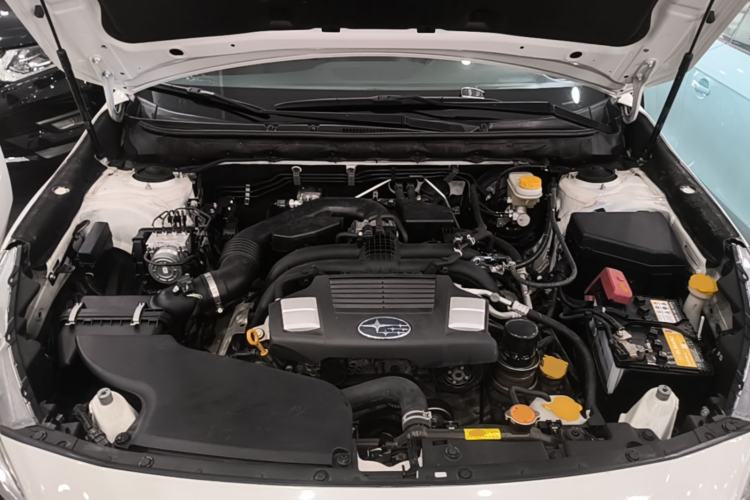 Used Subaru Outback 2019 2.5i Luxury Navigation Edition with EyeSight Engine Bay
