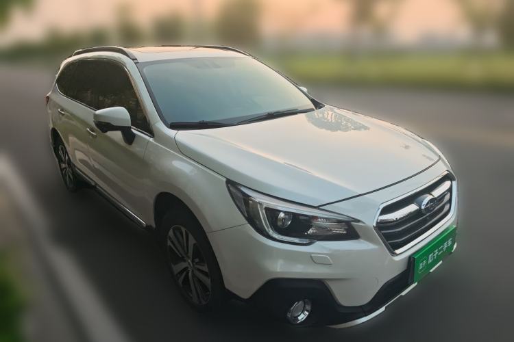 Used Subaru Outback 2019 2.5i Sport Navigation Edition Front Right 45 Deg