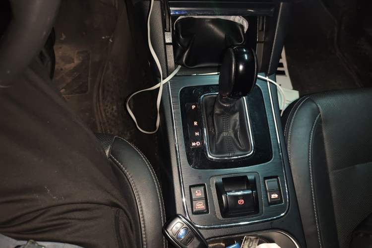 Used Subaru Outback 2019 2.5i Sport Navigation Edition Gear Lever