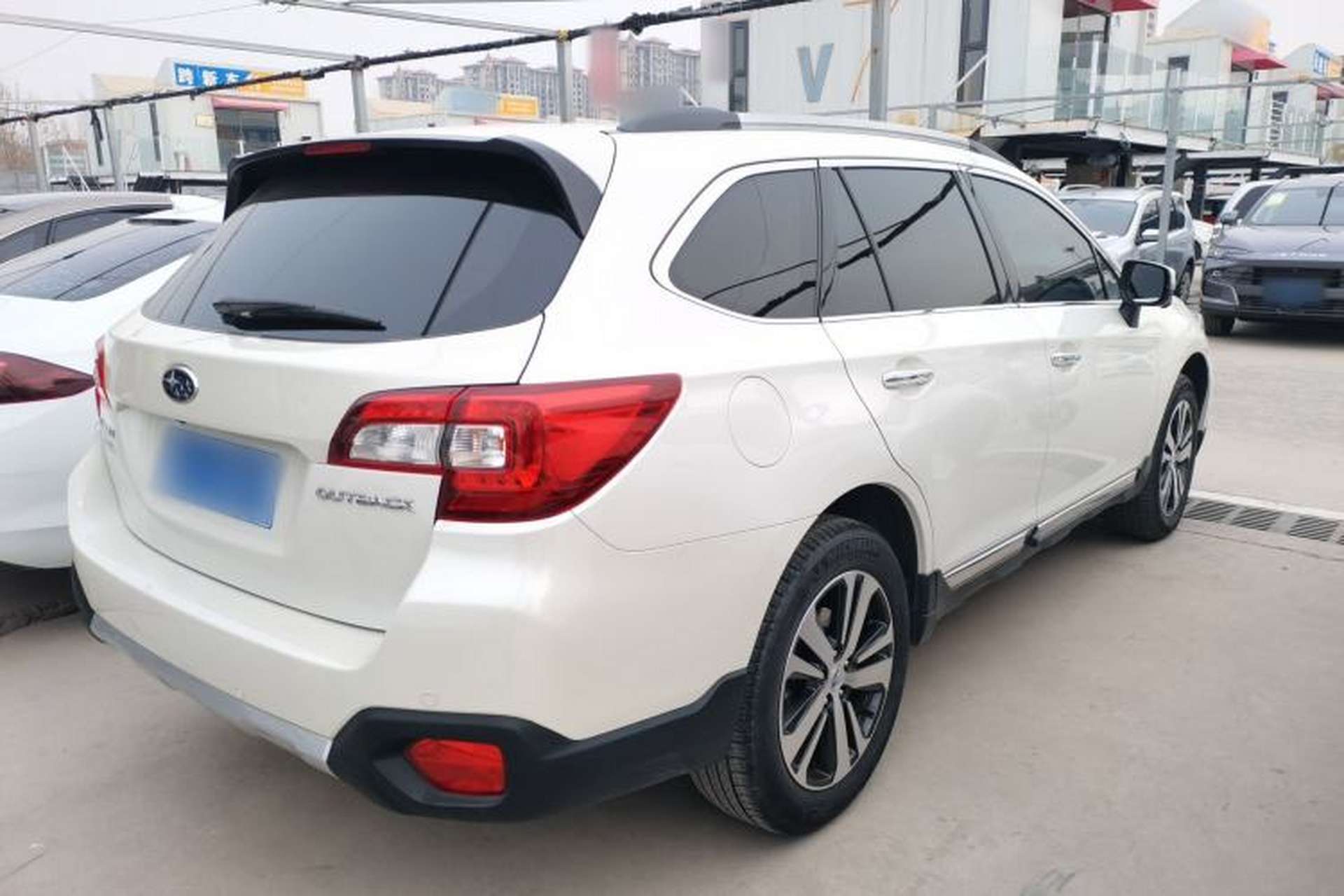 Used Subaru Outback 2019 2.5i Sport Navigation Edition with EyeSight Rear Right 45 Deg