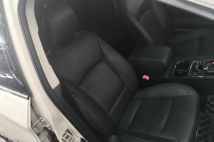 Used Subaru Outback 2019 2.5i Luxury Navigation Edition with EyeSight Right Front Seat