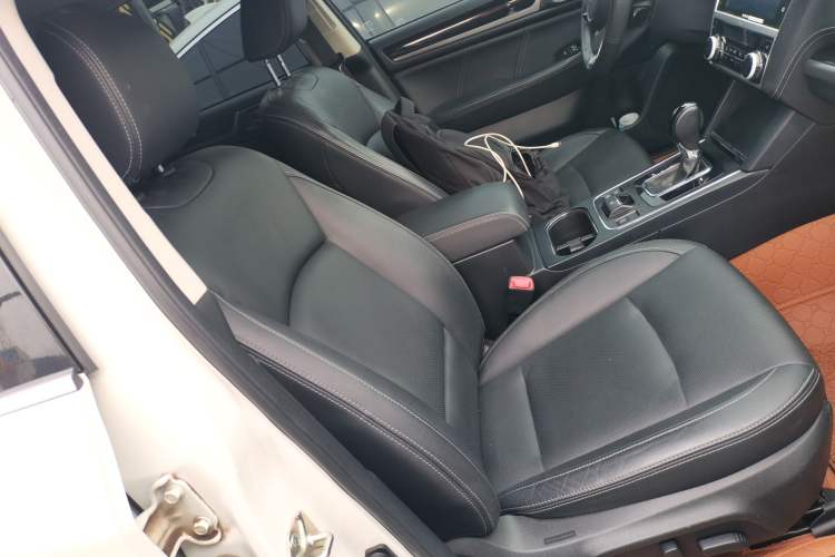Used Subaru Outback 2019 2.5i Sport Navigation Edition with EyeSight Right Front Seat