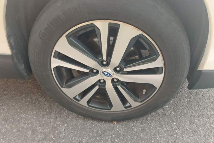 Used Subaru Outback 2019 2.5i Sport Navigation Edition Right Front Wheel Hub