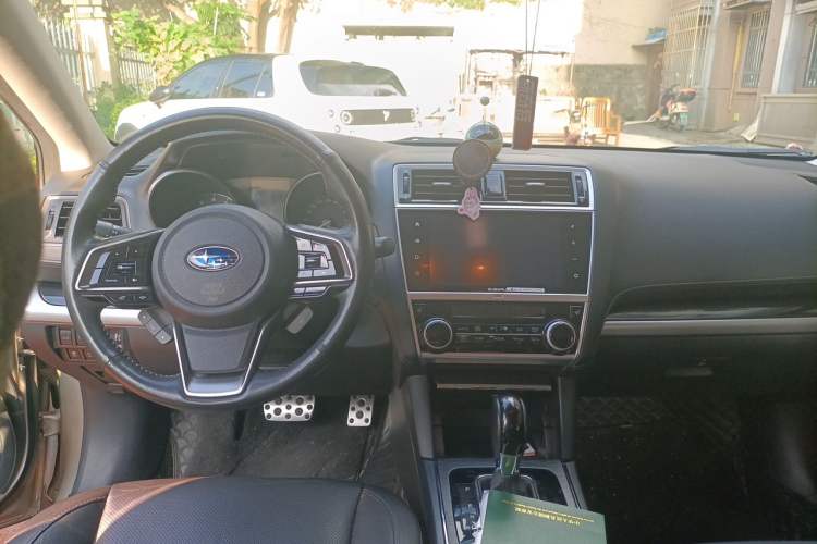 Used Subaru Outback 2019 2.5i Sport Navigation Edition with EyeSight Interior 2