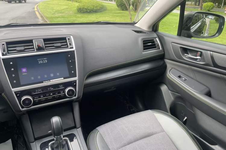 Used Subaru Outback 2020 Revised Version 2.5i Special Edition with EyeSight Audio And AC Panel