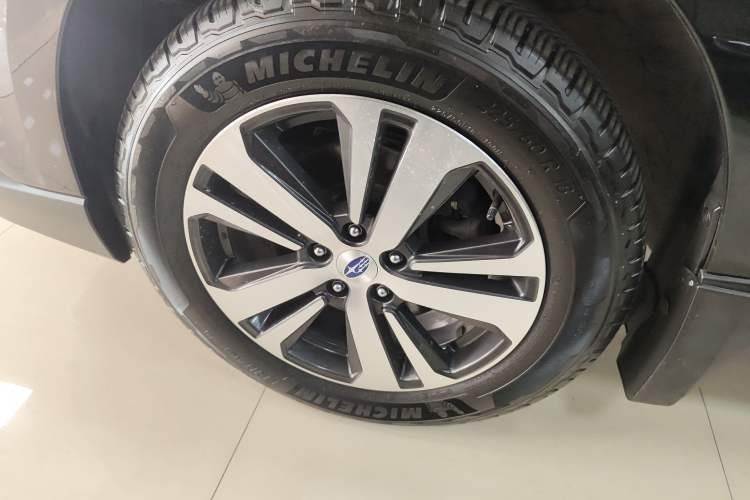 Used Subaru Outback 2020 Revised Version 2.5i Sport Navigation Edition with EyeSight Exterior 3