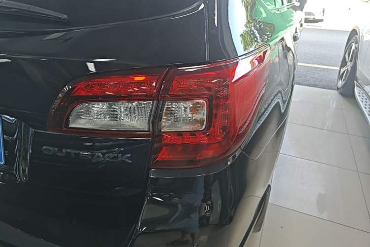 Used Subaru Outback 2020 Revised Version 2.5i Special Edition with EyeSight Exterior 3