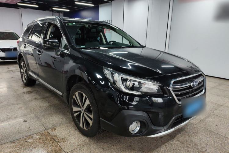 Used Subaru Outback 2020 2.5i Sport Navigation Edition with EyeSight Front Right 45 Deg