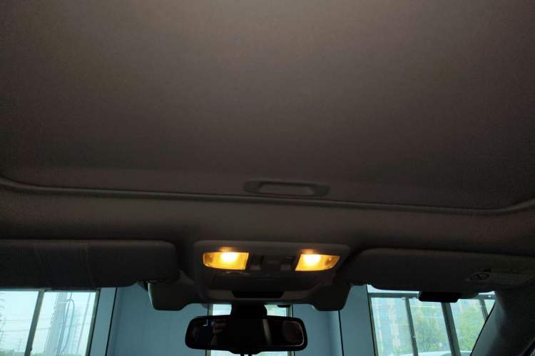 Used Subaru Outback 2020 2.5i Sport Navigation Edition with EyeSight Headliner
