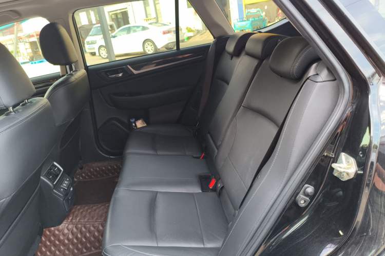 Used Subaru Outback 2020 Revised Version 2.5i Sport Navigation Edition with EyeSight Interior 4