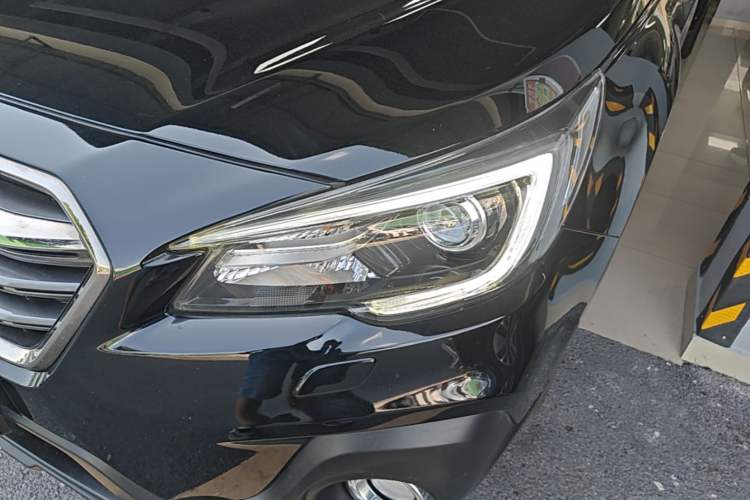 Used Subaru Outback 2020 Revised Version 2.5i Special Edition with EyeSight Left Front Headlight