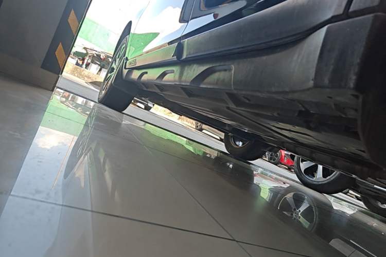 Used Subaru Outback 2020 Revised Version 2.5i Special Edition with EyeSight Left Side Sill