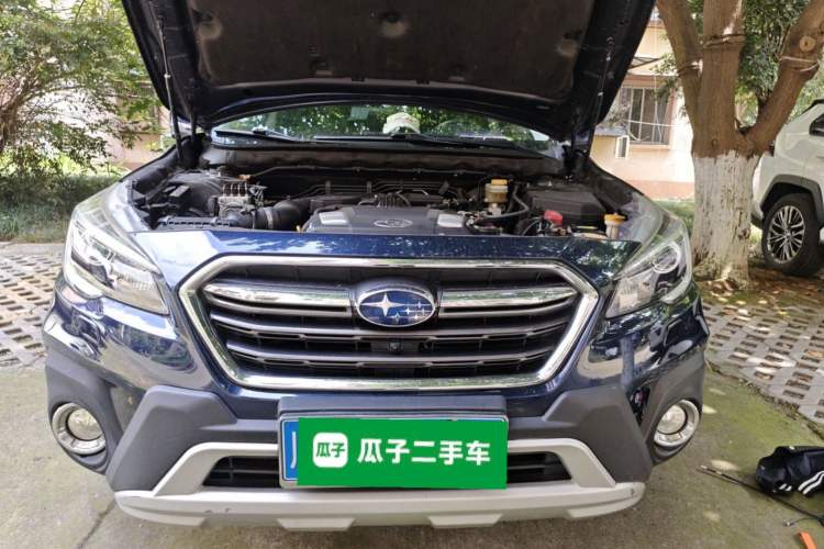 Used Subaru Outback 2020 2.5i Sport Navigation Edition with EyeSight Engine Bay