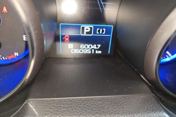 Used Subaru Outback 2020 2.5i Sport Navigation Edition with EyeSight Odometer Close Up