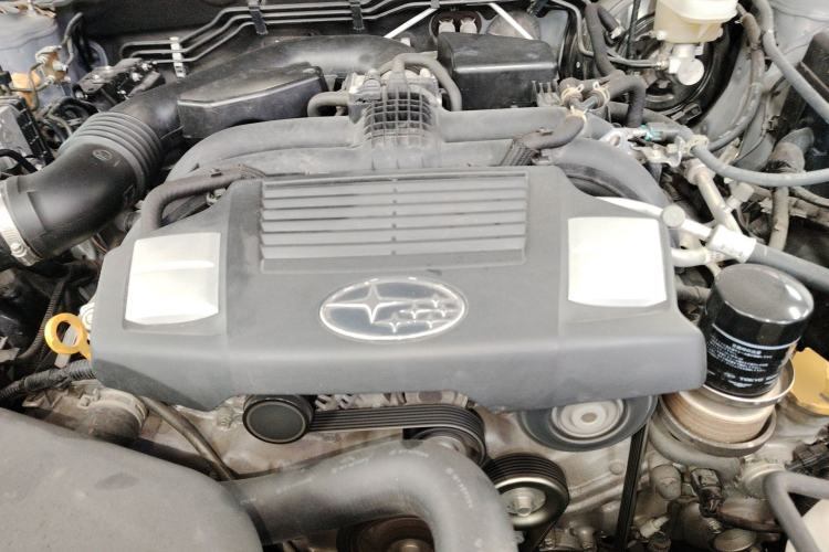 Used Subaru Outback 2020 2.5i Classic Edition Engine Bay