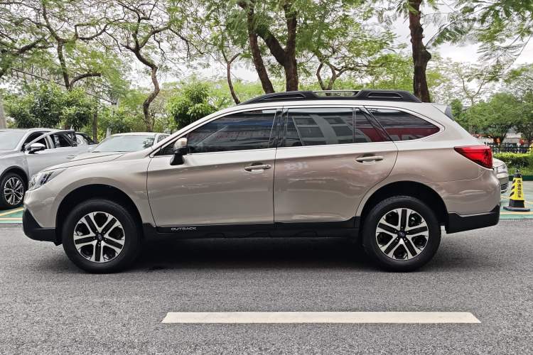 Used Subaru Outback 2020 2.5i Classic Edition Exterior 1