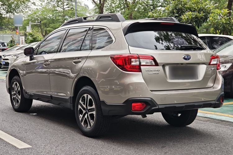 Used Subaru Outback 2020 2.5i Classic Edition Exterior 4