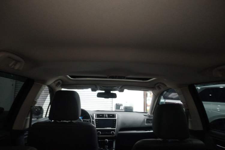 Used Subaru Outback 2020 Revised Version 2.5i Sport Navigation Edition with EyeSight Headliner