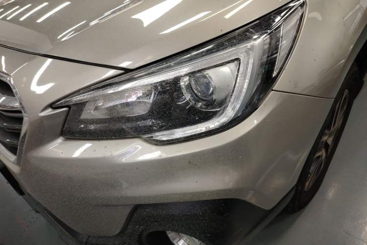 Used Subaru Outback 2020 2.5i Classic Edition Left Front Headlight