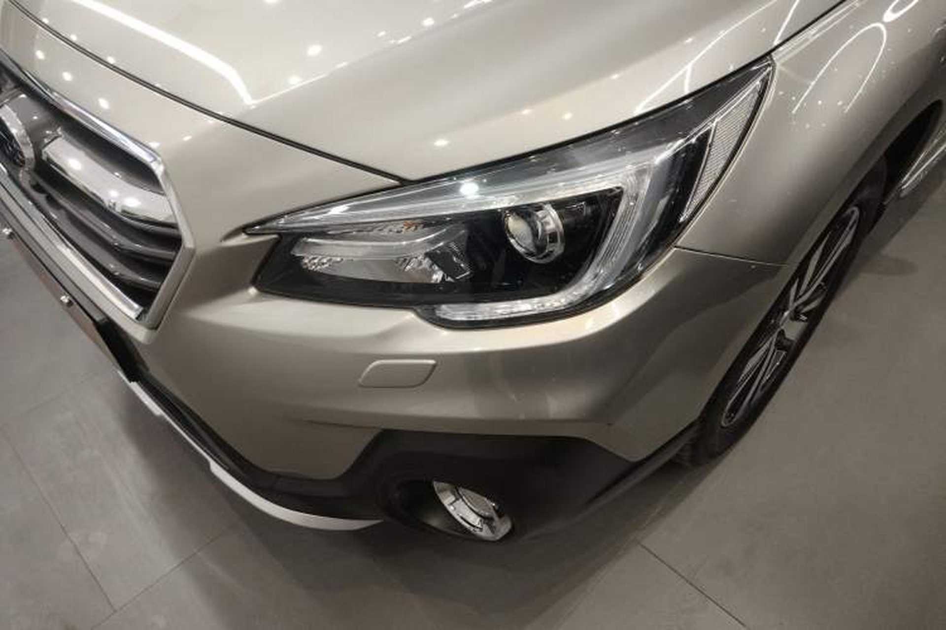 Used Subaru Outback 2020 Revised Version 2.5i Sport Navigation Edition with EyeSight Left Front Headlight