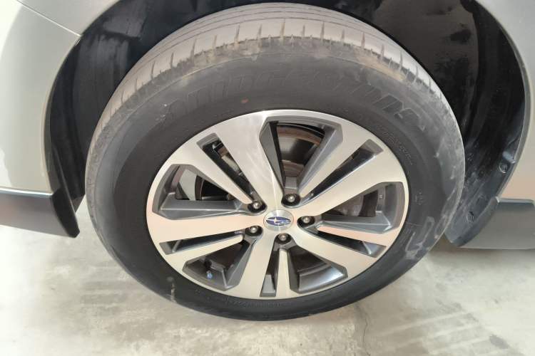 Used Subaru Outback 2020 Restyled 2.5i Sport Limited Edition with EyeSight Left Front Wheel Hub