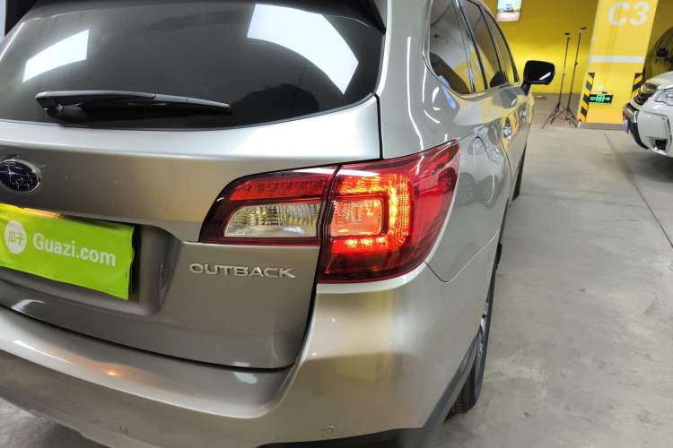 Used Subaru Outback 2020 Restyled 2.5i Sport Limited Edition with EyeSight Right Rear Taillight