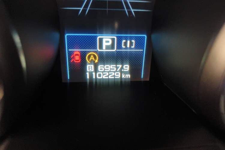 Used Subaru Outback 2020 Revised Version 2.5i Special Edition with EyeSight Odometer Close Up