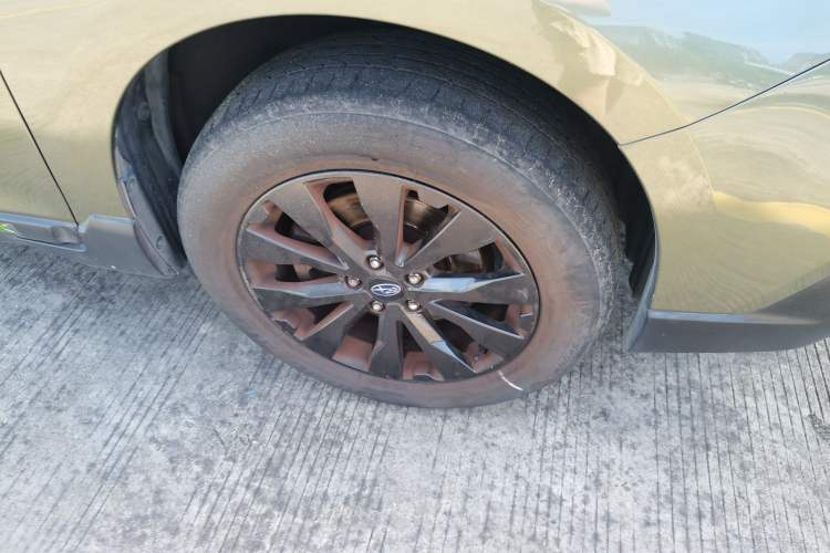 Used Subaru Outback 2020 Revised Version 2.5i Special Edition with EyeSight Right Front Wheel Hub