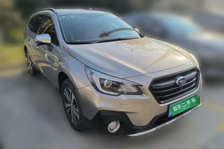 Used Subaru Outback 2020 2.5i Sport Navigation Edition with EyeSight Front Right 45 Deg