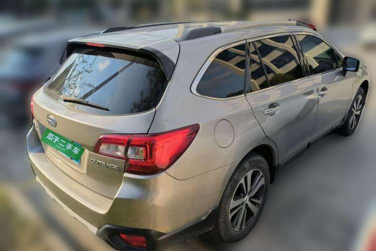 Used Subaru Outback 2020 2.5i Sport Navigation Edition with EyeSight Rear Right 45 Deg