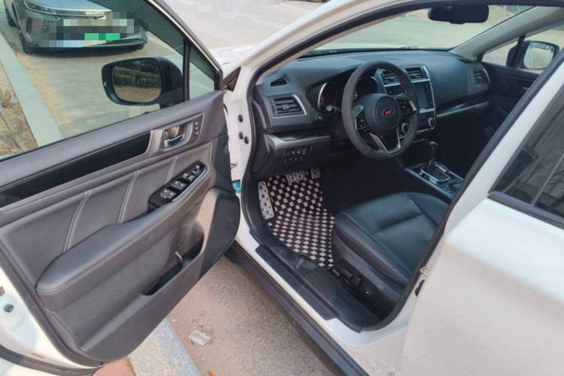 Used Subaru Outback 2020 Revised Version 2.5i Sport Navigation Edition with EyeSight Interior 3
