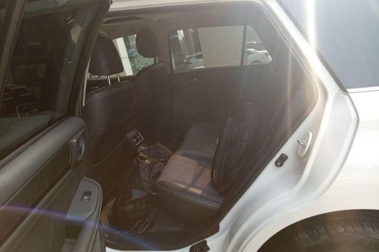 Used Subaru Outback 2020 Revised Version 2.5i Special Edition with EyeSight Interior 4