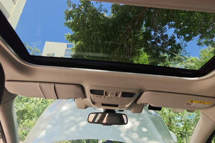Used Subaru Outback 2020 Revised Version 2.5i Sport Navigation Edition with EyeSight Headliner