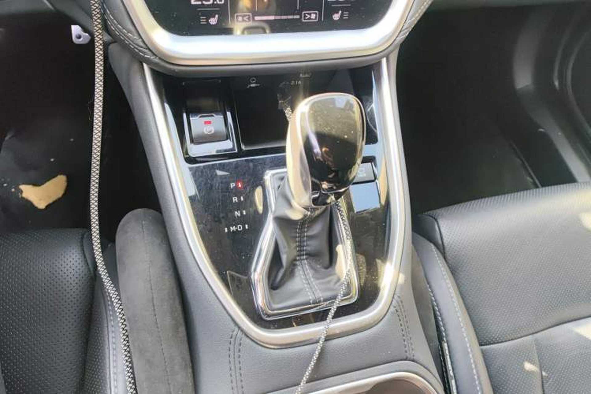 Used Subaru Outback 2021 2.5i Flagship Edition EyeSight Gear Lever