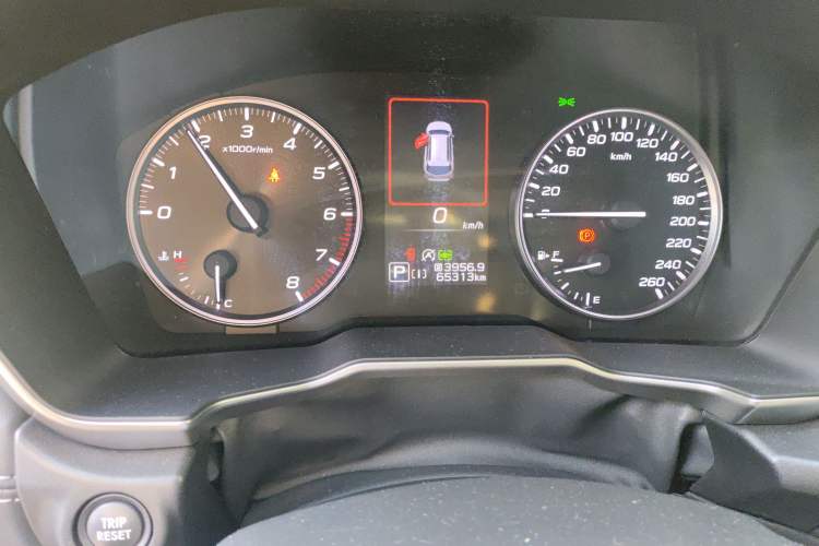 Used Subaru Outback 2021 2.5i Flagship Edition EyeSight Odometer Close Up