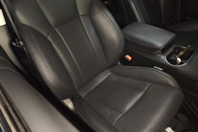 Used Subaru Outback 2021 2.5i Flagship Edition EyeSight Right Front Seat