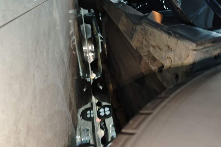 Used Subaru Outback 2021 2.5i Flagship Edition EyeSight Right Side Sill