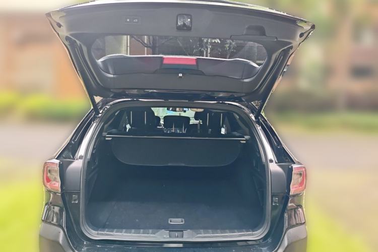 Used Subaru Outback 2021 2.5i Touring Edition EyeSight Trunk