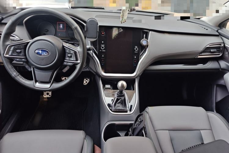 Used Subaru Outback 2021 2.5i Touring Edition EyeSight Center Console
