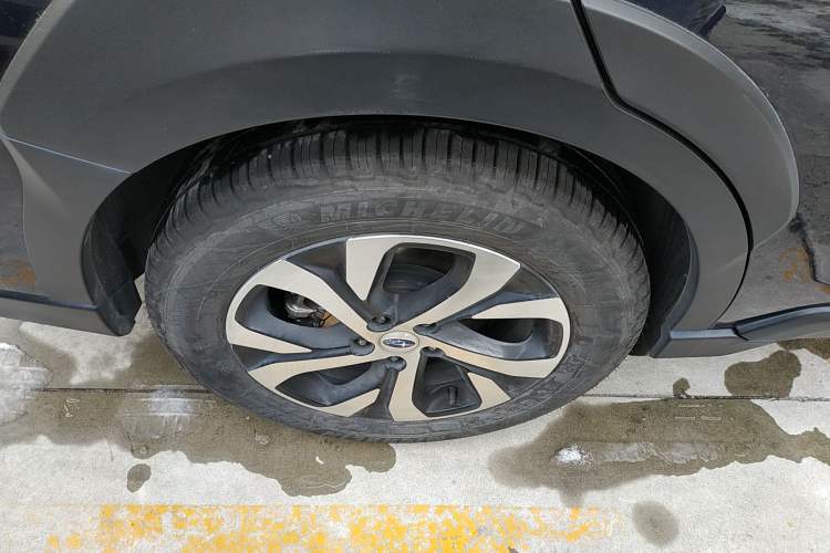 Used Subaru Outback 2021 2.5i Flagship Edition EyeSight Exterior 8