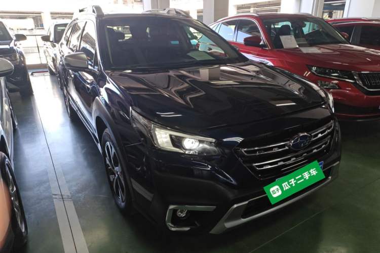 Used Subaru Outback 2021 2.5i Flagship Edition EyeSight Front Right 45 Deg