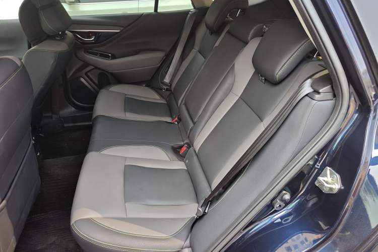 Used Subaru Outback 2021 2.5i Touring Edition EyeSight Left Rear Seat