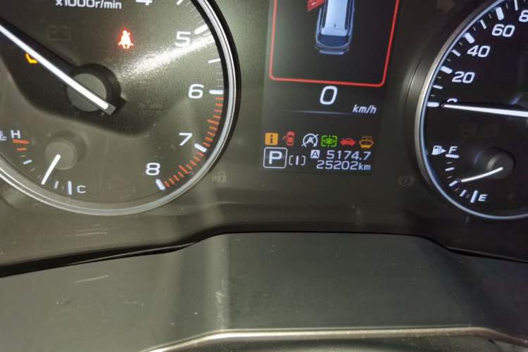 Used Subaru Outback 2021 2.5i Flagship Edition EyeSight Odometer Close Up