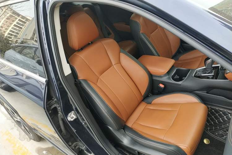 Used Subaru Outback 2021 2.5i Flagship Edition EyeSight Right Front Seat