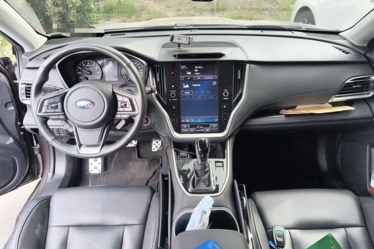 Used Subaru Outback 2021 2.5i Flagship Edition EyeSight Center Console