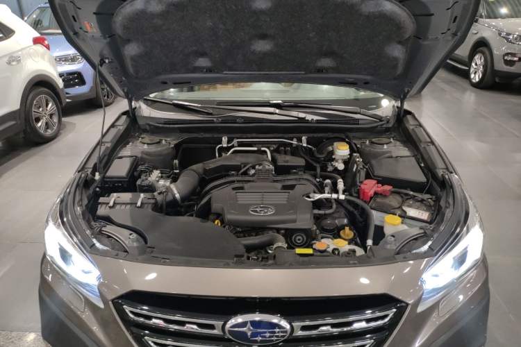 Used Subaru Outback 2021 2.5i Flagship Edition EyeSight Engine Bay