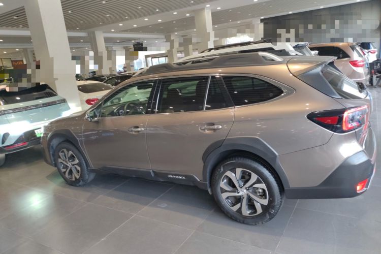 Used Subaru Outback 2021 2.5i Flagship Edition EyeSight Exterior 3
