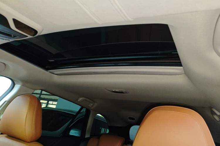 Used Subaru Outback 2021 2.5i Flagship Edition EyeSight Headliner