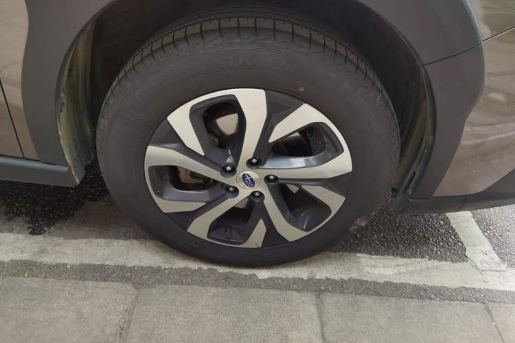 Used Subaru Outback 2021 2.5i Flagship Edition EyeSight Right Front Wheel Hub
